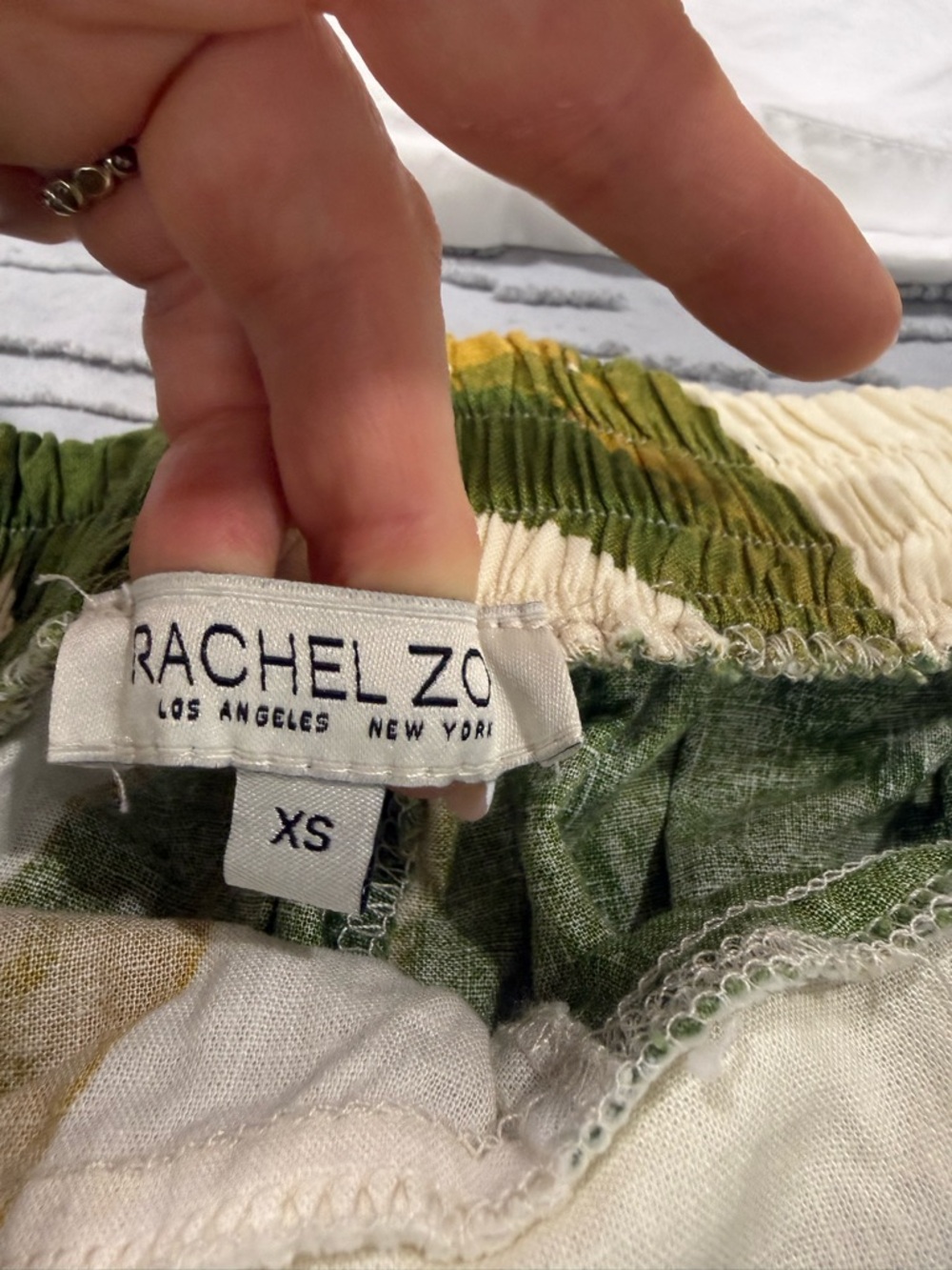 Rachel Zoe Green and Cream Tropical Print Elastic-Waist Pants - Picture 4 of 11